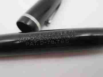Sheaffer Balance 3-25 fountain pen. Black celluloid & silver plated. 14k nib. 1930's