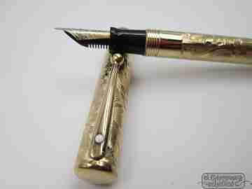 Sheaffer Balance. Limited Edition Commemorative. 23k gold plated. Lever