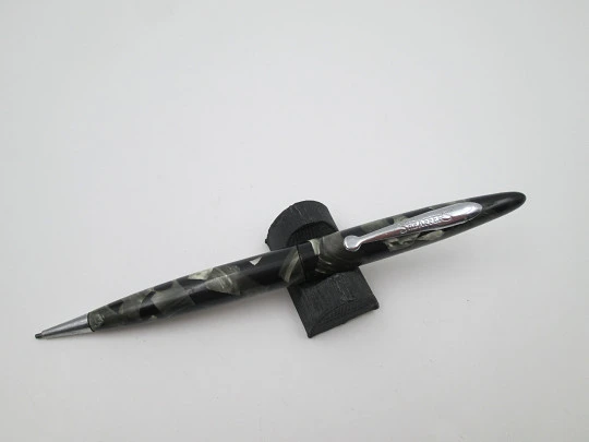 Sheaffer Balance. Marble celluloid and silver trims. Twist system. Ball clip. 1930's. USA