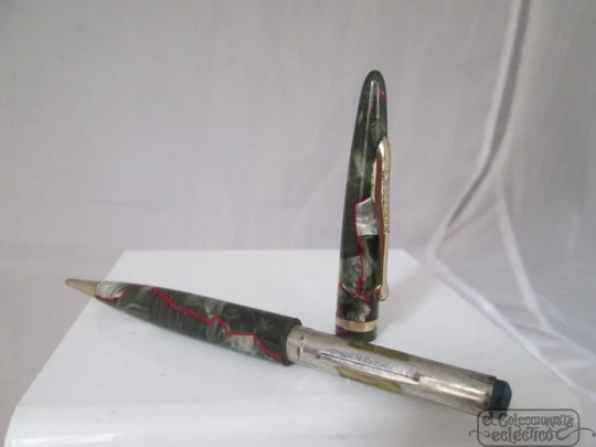 Sheaffer Balance. Marble celluloid. Red Veined Grey Pearl. 1930's