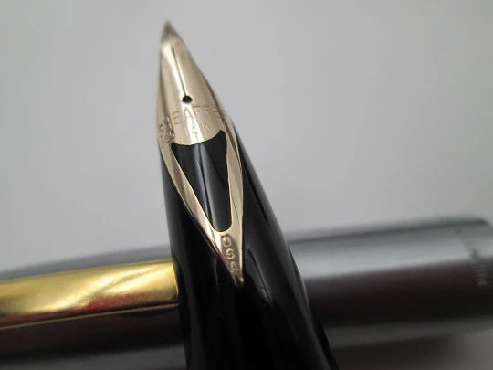 Sheaffer Imperial 444 XG Flighter. Acero pulido y chapados oro. Plumín Inlaid. 1970