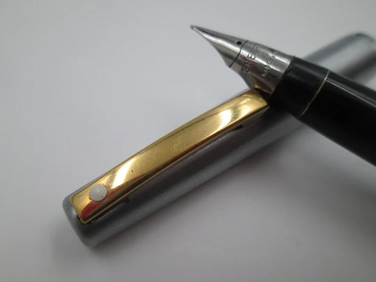 Sheaffer Imperial 444XG Flighter. Steel & gold plated. Conical nib. 1970's