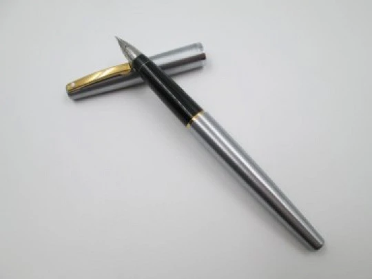 Sheaffer Imperial 444XG Flighter. Steel & gold plated. Conical nib. 1970's