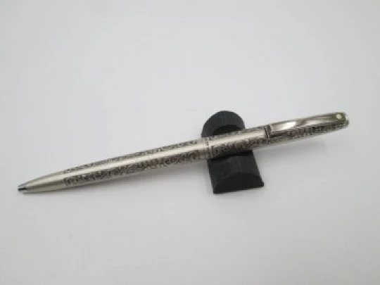 Sheaffer Imperial ballpoint pen. 925 sterling silver. Grapevine design. 1970's. USA