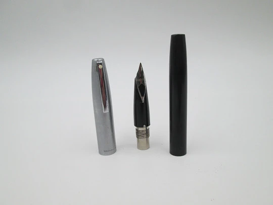 Sheaffer Imperial Triumph. Black plastic & brushed chrome. Converter. 1990's. USA