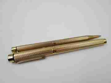 Sheaffer Targa Barleycorn fountain pen & ballpoint pen. 23k gold plated. 1980's
