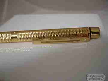 Sheaffer Targa. Chapado en oro. Guilloché. Años 70. Rotatorio