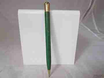 Sheaffer Titan. Jade green celluloid. 1920's. Lifetime. USA