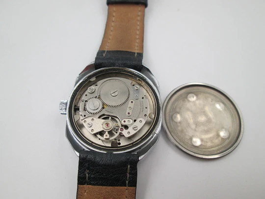 Sicura Jump Hour. Manual winding. Steel and satin metal. Calendar. Swiss. 1970's