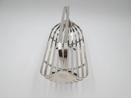 Silver plated biscuit basket. Circa 1950's. Folding handle. Europe