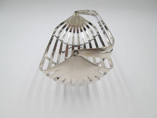 Silver plated biscuit basket. Circa 1950's. Folding handle. Europe