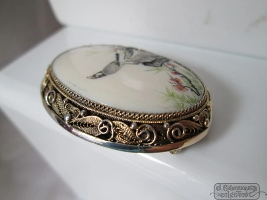 Silver vermeil brooch. Ivory hand-painted medallion. 1920's