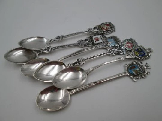 Six ornate spoon set. Silver & enamel. Spanish towns shields. 1980's