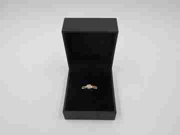 Solitaire brilliant cut 0,44 ct. diamond ring. 18k white and yellow gold