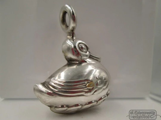 Sonajero infantil. Plata ley 925. Figura pato. Argolla. Años 60