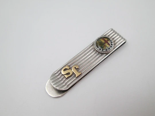 Sterling silver and gold money clip. Ribbed motifs and Alfa Romeo logo. Europe. 1980's