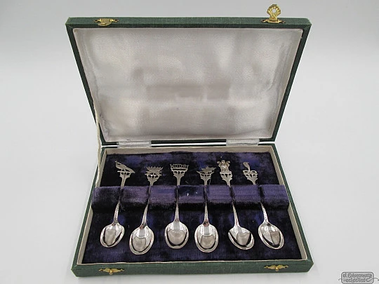 Sterling silver boxed set of six tea or coffee spoons. India