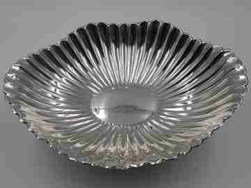 Sterling silver centerpiece. 1970's. Spain. Ribbed design. Four legs