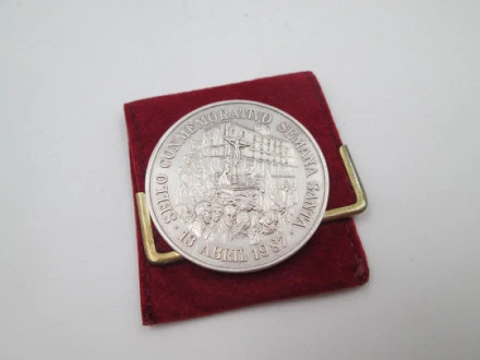 Meissen Porcelain Medal Martin Luther Award | El