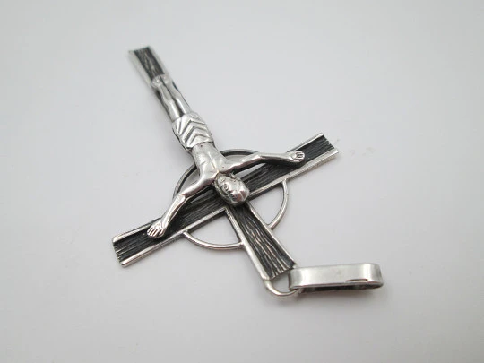 Sterling silver cross crucifix pendant. Rings on top. 1980's. Spain