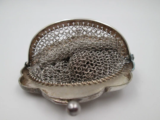 Sterling silver double ladies mesh purse. Lobed clutch frame. Vegetable motifs