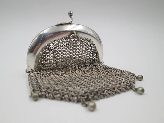 Sterling silver double mesh purse. Half moon clutch frame. Balls clasp. 1920