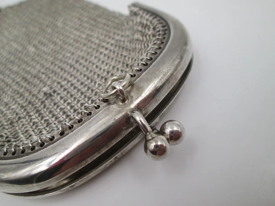 Sterling silver double mesh purse. Half moon clutch frame. Balls clasp. 1930's. Europe