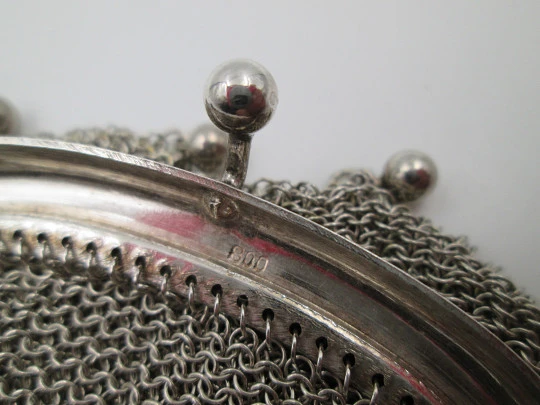 Sterling silver double mesh purse. Half moon clutch frame. Balls clasp. 1930's. Europe