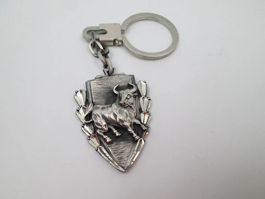 Sterling silver keychain. Bullfighting Festival triangular shield. Angry bull. 1978