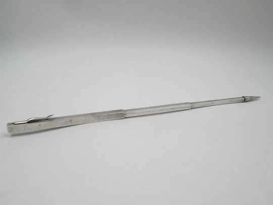 Sterling silver mechanical pencil with centimeters and inches meter. 1920's