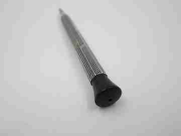 Sterling silver mechanical pencil. Twist system. Parallel & diagonal pattern. 1930's