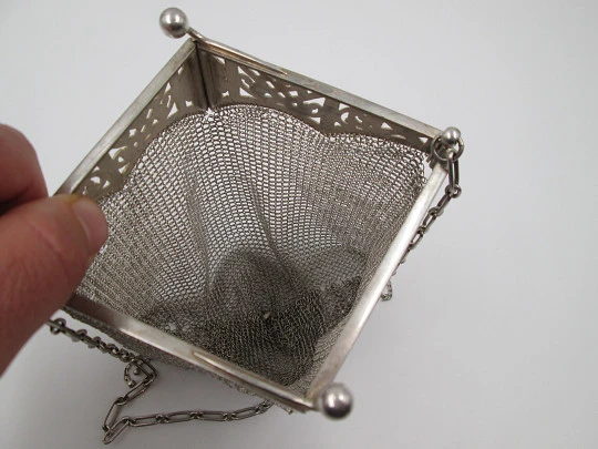 Sterling silver mesh bag. Articulated openwork clutch frame. Flowers & leaves