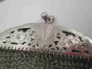 Sterling silver mesh bag. Openwork clutch frame. Flowers & geometric motifs. 1920's