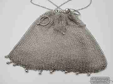 Sterling silver mesh finger bag. Rings and balls. Link chain. 1950's