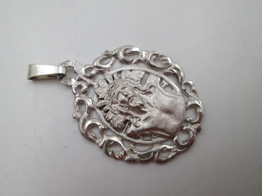 Sterling silver openwork medal. Christ bust with crown and radiance. Europe. 1970's
