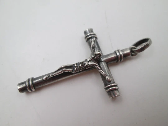 Sterling silver pendant crucifix. Spirals finials. Ring and hole on top. 1970's. Spain