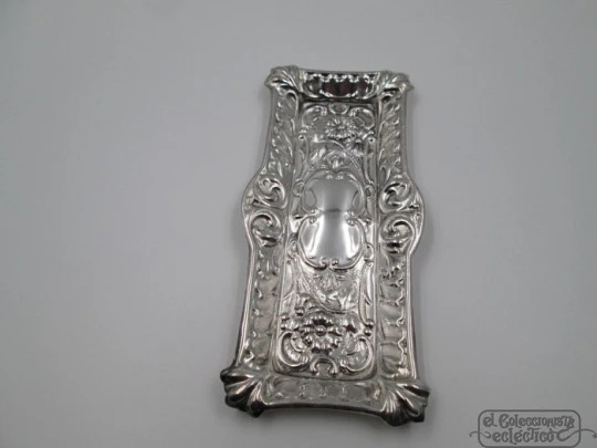 Sterling silver rectangular tray. Flowers and vegetable motifs. 1970's