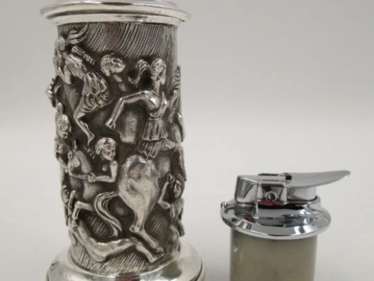 Sterling silver Ronson gas table & desk lighter. 1970's. Ornate