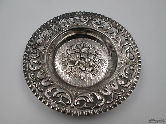 Sterling silver saucer. Flowers and scrolls. 1970's. Openwork edge