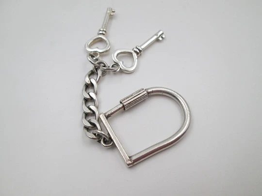 Sterling silver unisex keychain. Keys with hearts. Chain and hitch. 1980's. Spain