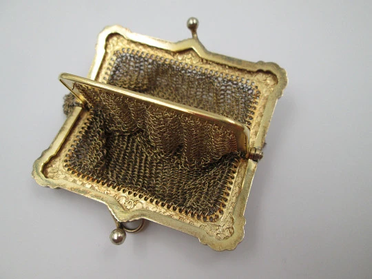 Sterling silver vermeil double ladies mesh purse. Balls clasp. France. 1920's