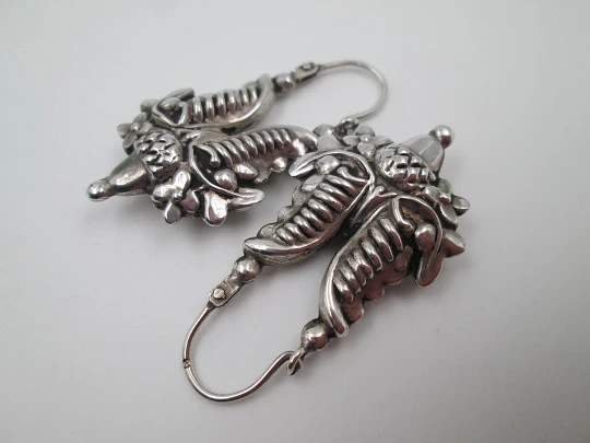 Sterling silver women's earrings. Acorn leaves motifs. Hook clasp. 1990's. Europe