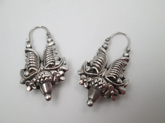 Sterling silver women's earrings. Acorn leaves motifs. Hook clasp. 1990's. Europe