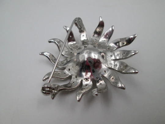 Sun women's brooch. Sterling silver, white gems and pearl. Europe. 1970's