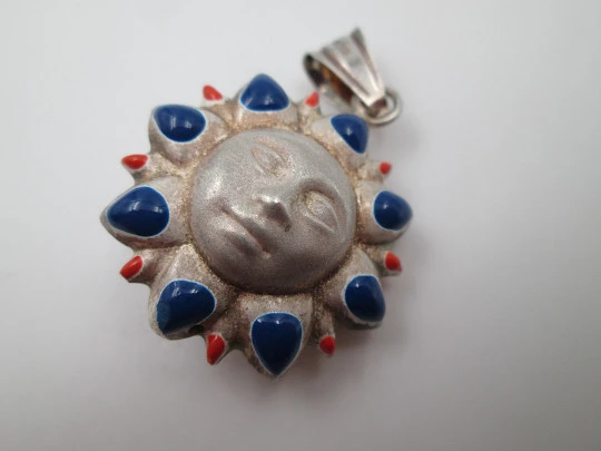 Sun women's pendant. Sterling silver and colours enamel. Ring top. 1990's