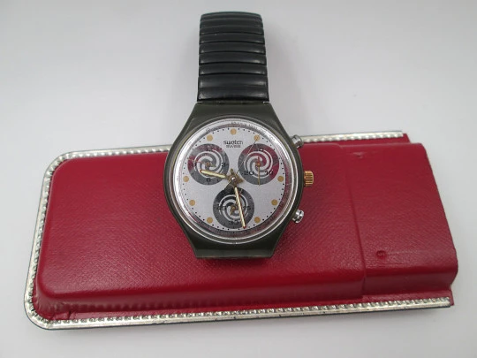 Swatch Irony chronograph. Plastic & metal. Spirals dial. Extendable strap. Box. 1991