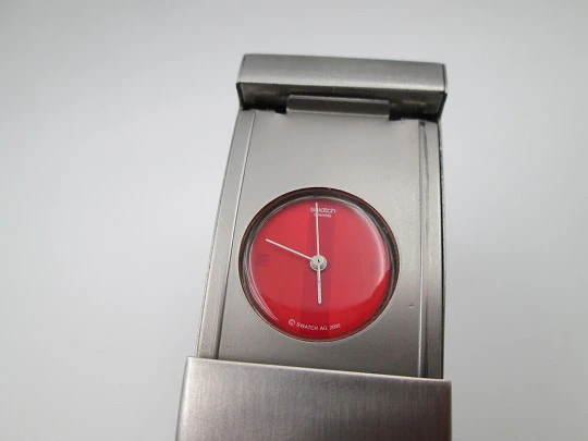 Swatch Irony Lady Xoanon bracelet watch. Stainless steel. Red dial. Quartz. Box. 2000