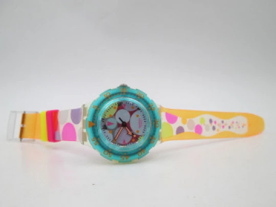 Swatch Scuba 200m Sea Grapes SDK105. Colours plastic. Quartz. Box. 1991. Swiss