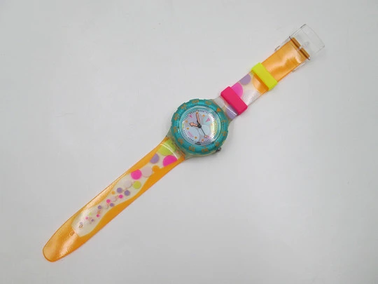 Swatch Scuba 200m Sea Grapes SDK105. Colours plastic. Quartz. Box. 1991. Swiss