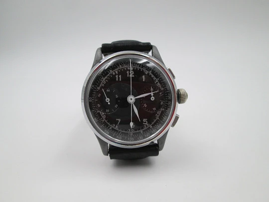Swiss chronograph. Stainless steel & metal. 1940's. Manual winding. Black dial